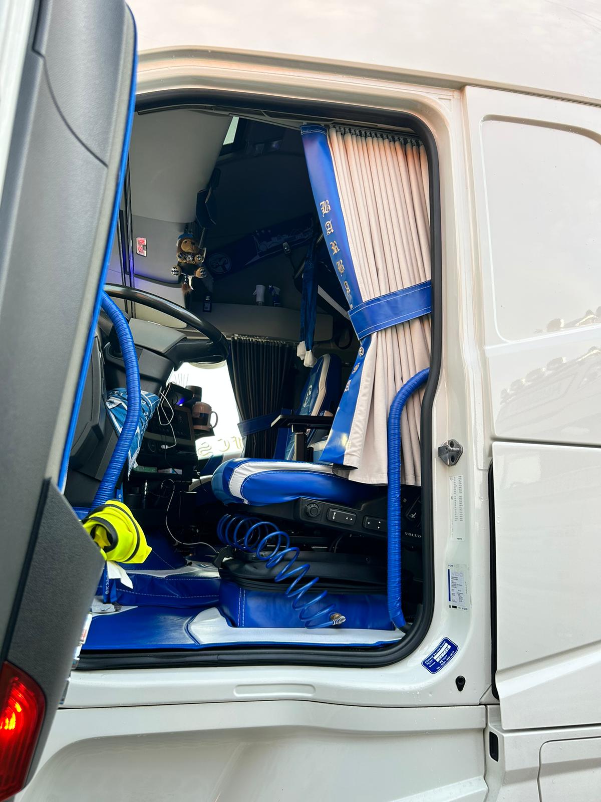 LKW Gardinen Set 2-teilig - Universell Für Alle LKW Modelle