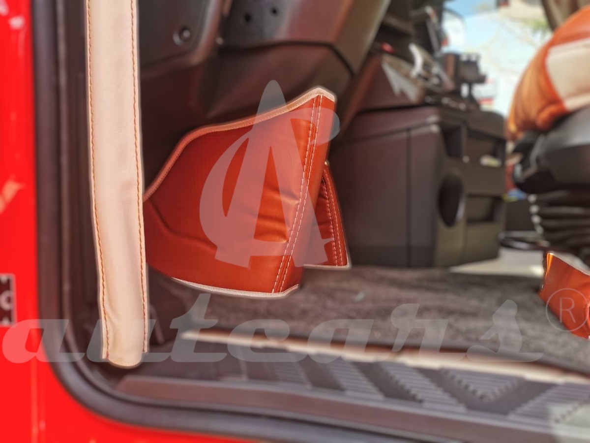Fußbodenset Klein Exclusiv passend für LKW Mercedes Solostar - LKW